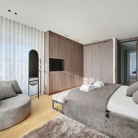 Spacious With Rooftop - Διαμέρισμα *